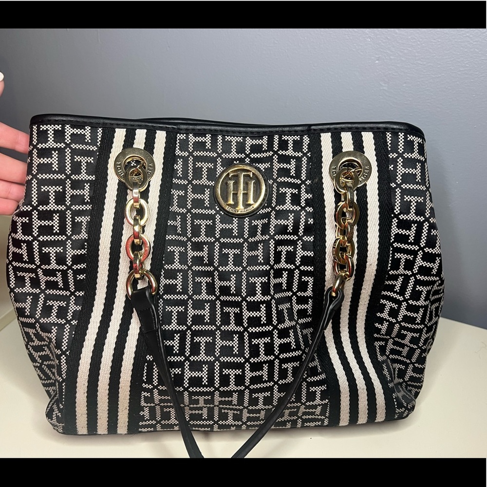 Tommy Hilfiger bag